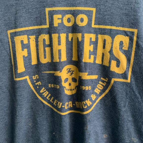 5 T-Shirts. Mystery T-Shirt Packs. May include vintage, new, and or preowned. - Picture 2 of 16